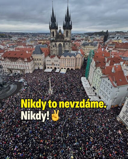 Ve 4:36 ráno umlčeli opozici. Dnes promluvil plný Staromák.&hellip;